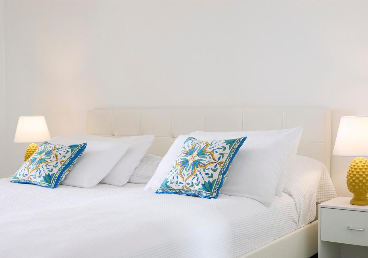 Casa Intiso - Two Double Bedroom Apartment Positano Eksteriør billede