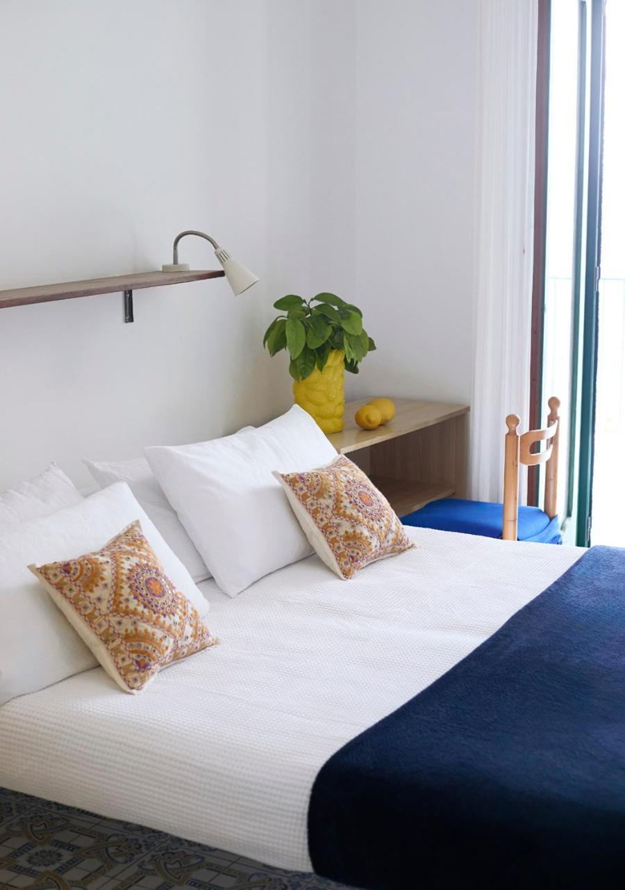 Casa Intiso - Two Double Bedroom Apartment Positano Eksteriør billede