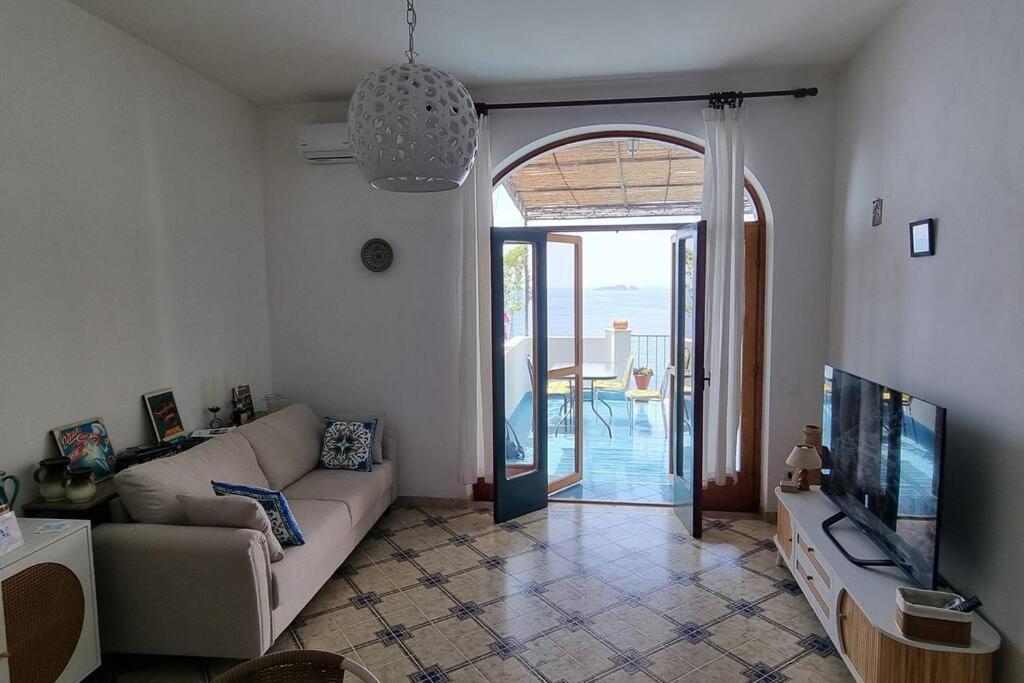Casa Intiso - Two Double Bedroom Apartment Positano Eksteriør billede